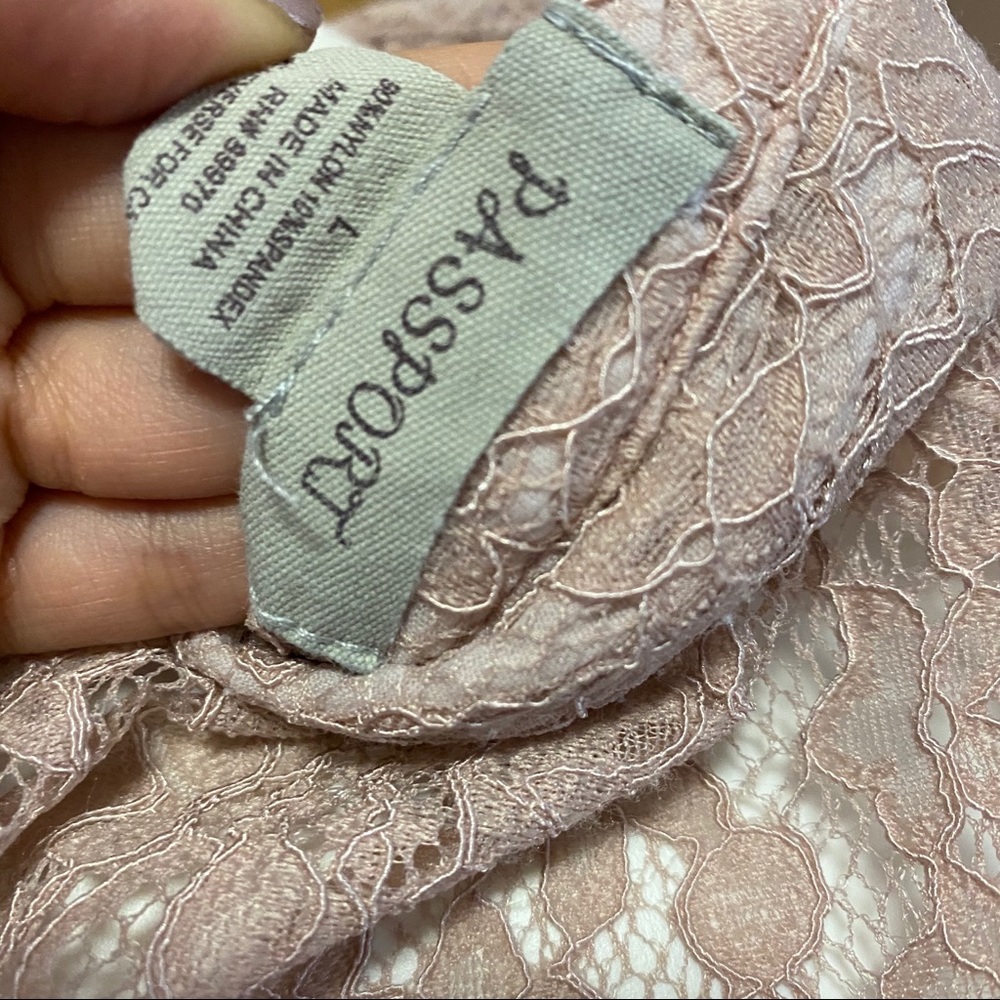 Passport Lace Button Down Size L - Picture 4 of 4